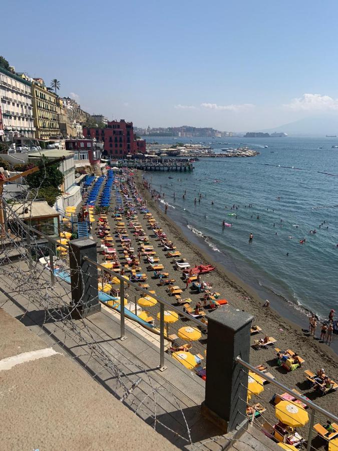 Plebiscito Home Napoli Bagian luar foto
