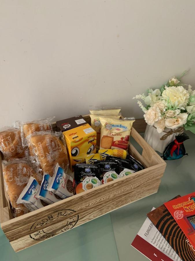 Plebiscito Home Napoli Bagian luar foto