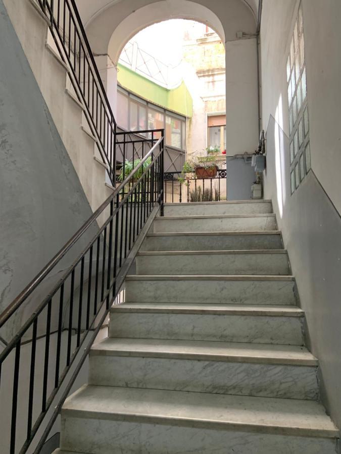 Plebiscito Home Napoli Bagian luar foto