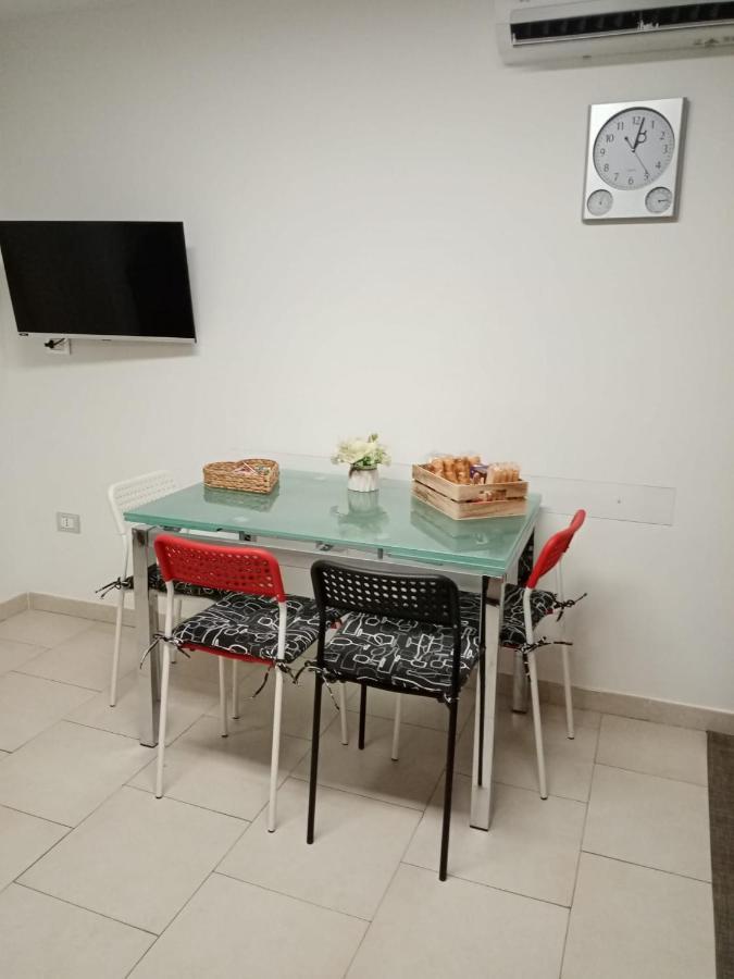 Plebiscito Home Napoli Bagian luar foto