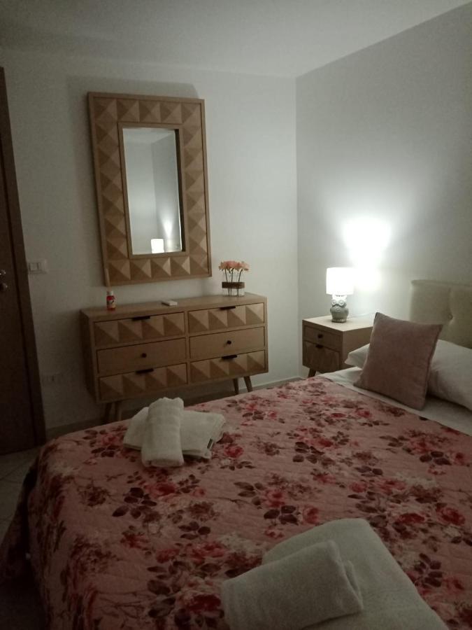 Plebiscito Home Napoli Bagian luar foto