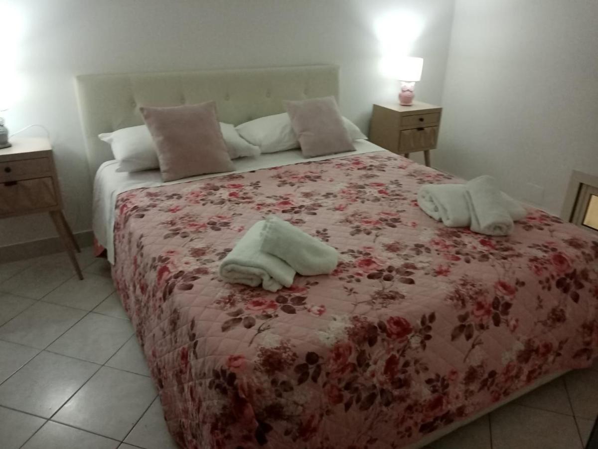 Plebiscito Home Napoli Bagian luar foto